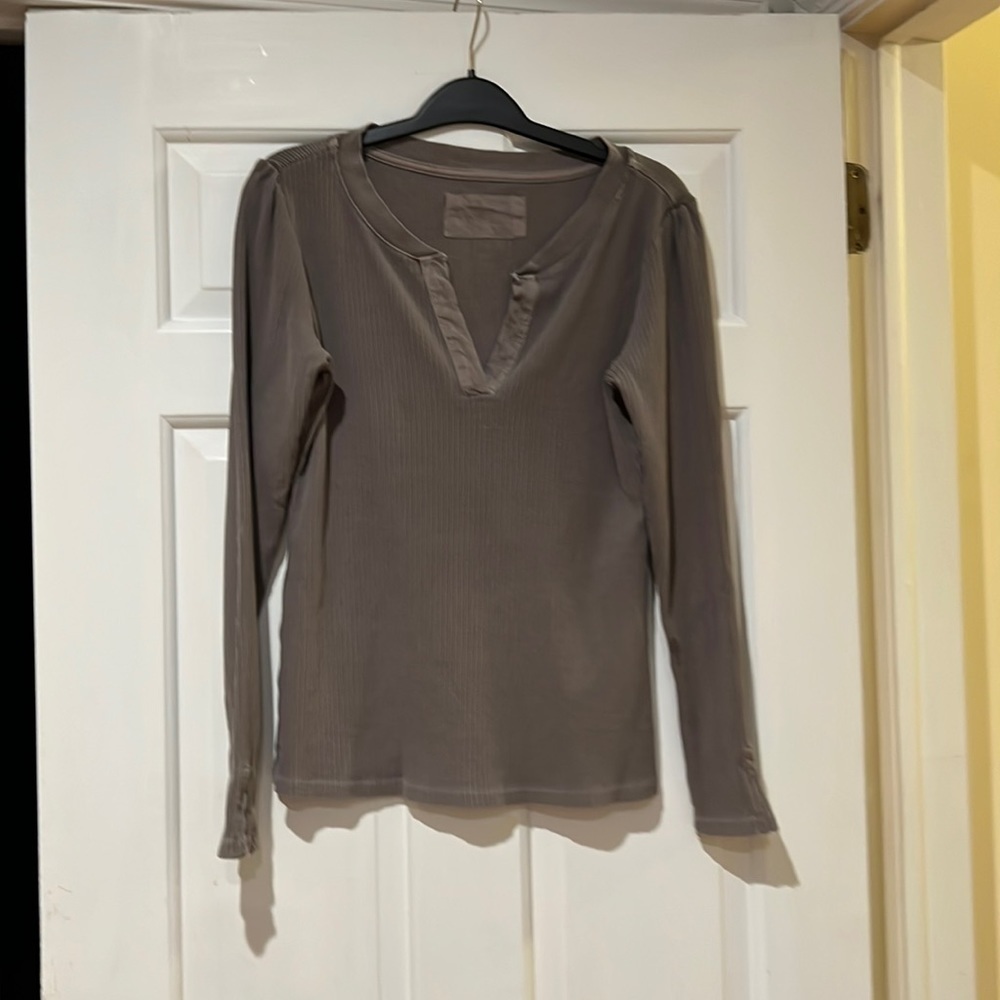 Pilcro ribbed long sleeve tee with slight puff at shoulder